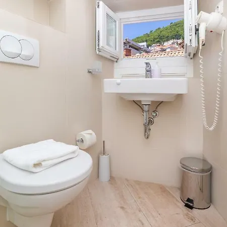 Apartamento Walls